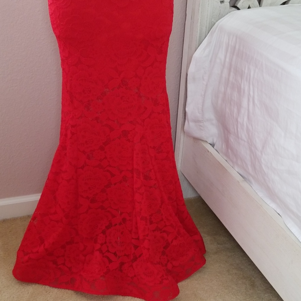 🤩HOSTPICK New Betsy & Adam Red Lace Mermaid Dress - Picture 5 of 7